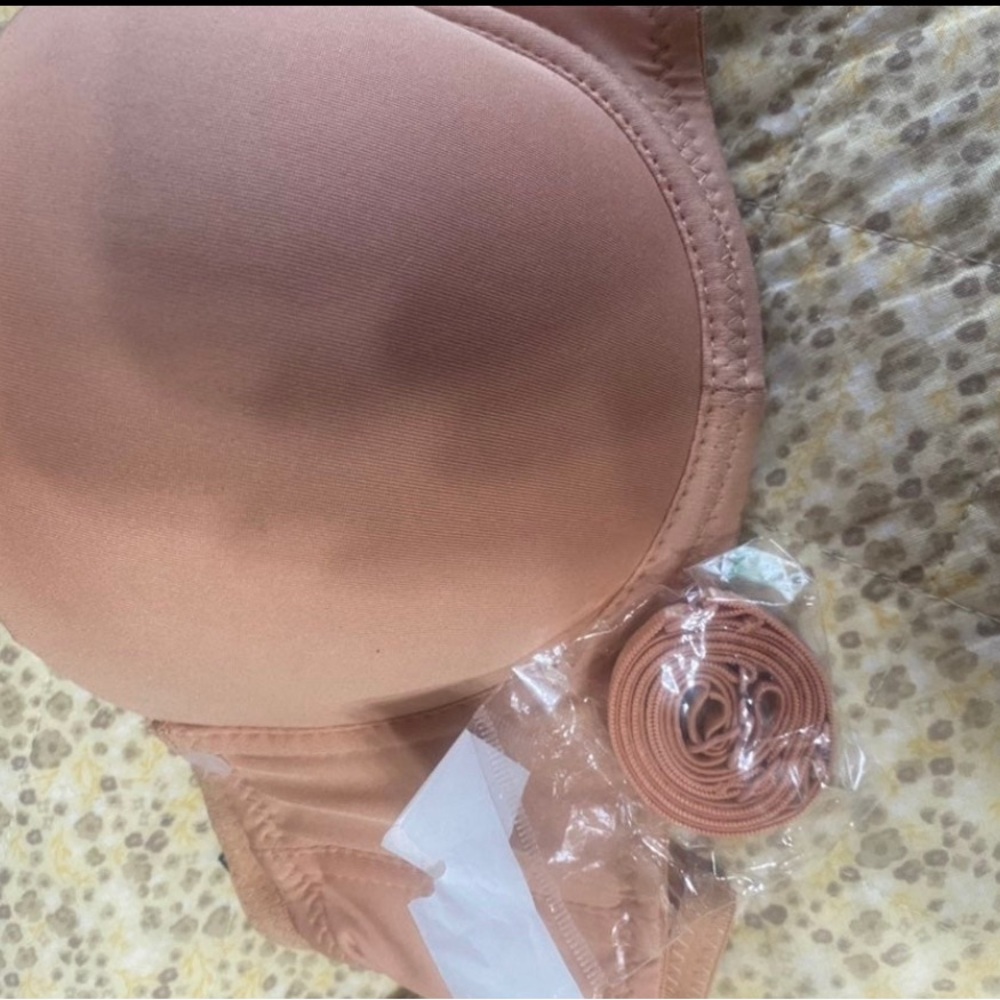 36c Bra -  2 way Strapless / or regular